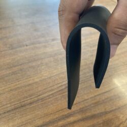 シリコンゴムの販売です